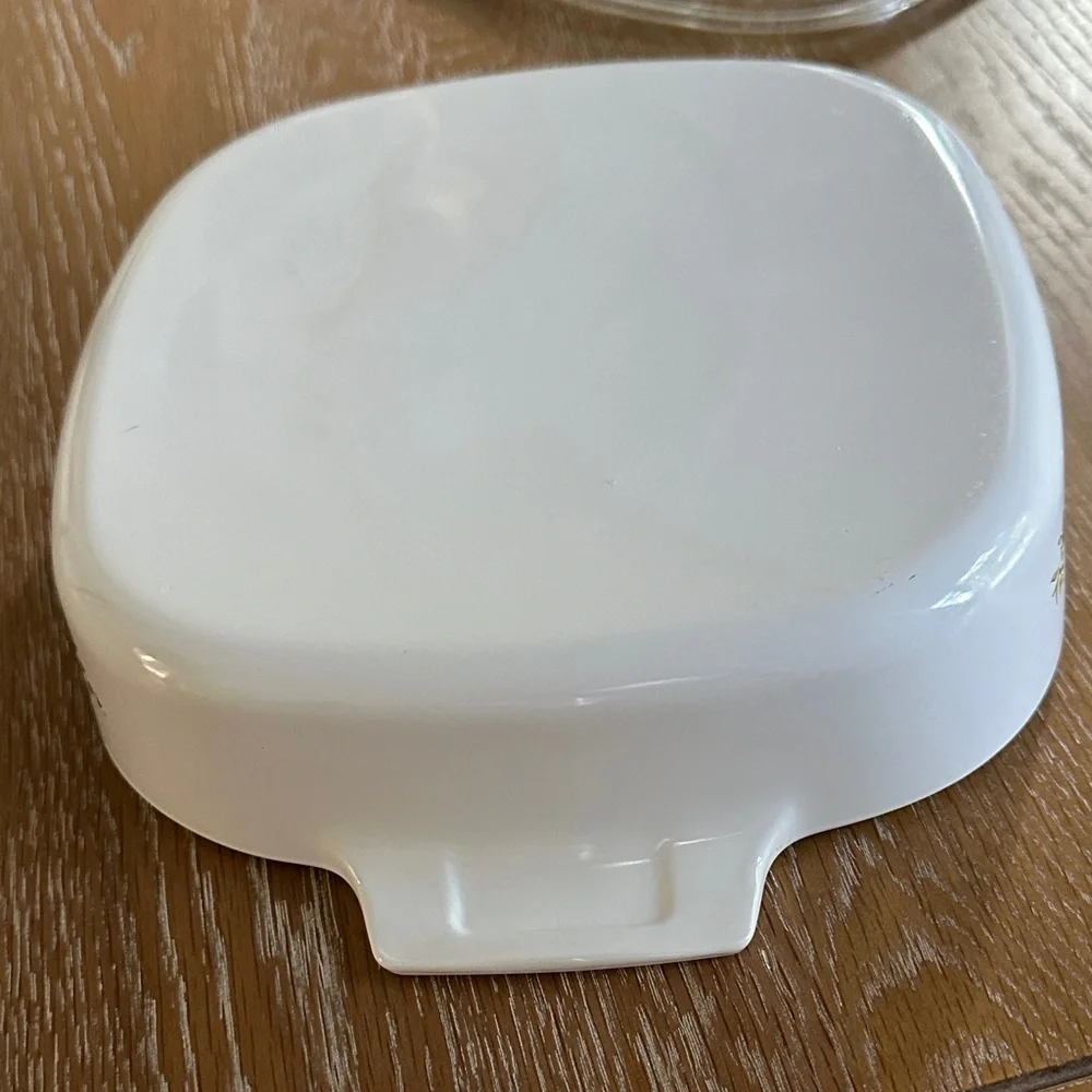 Corningware L’Echalote A-8-B Casserole Dish with Lid